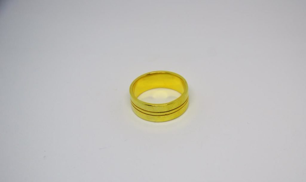 Aliança Raiada em Ouro 18 K