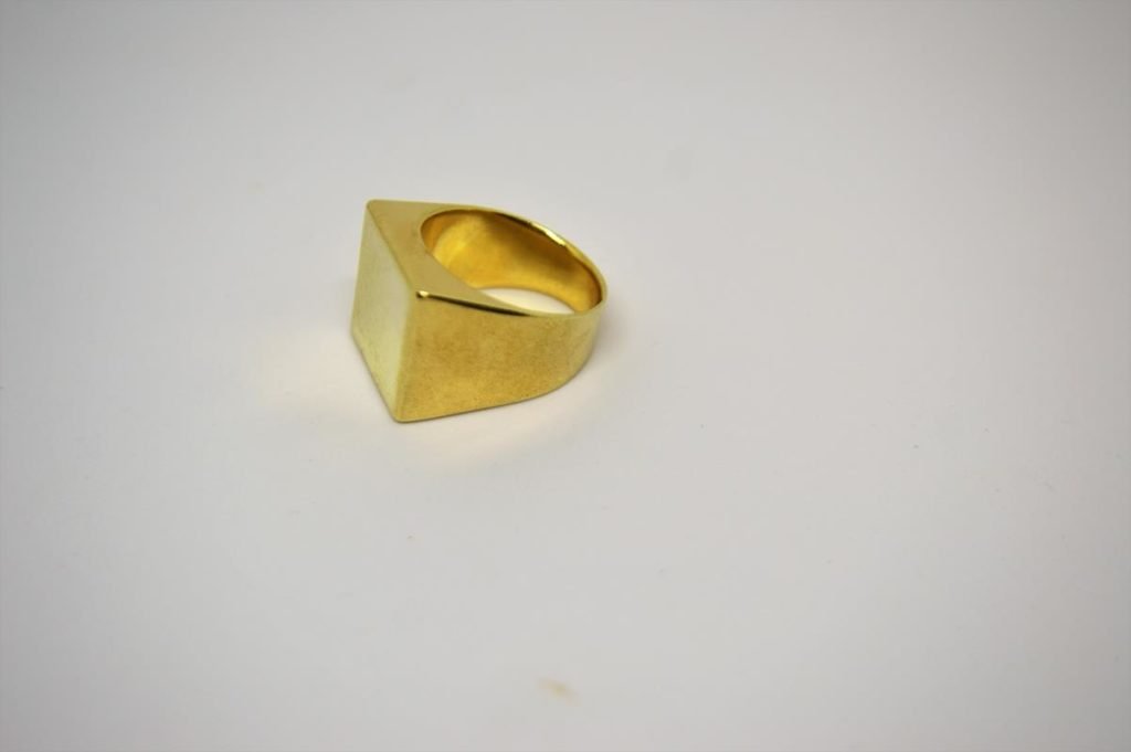 Anel Caixa em Ouro 18 K
