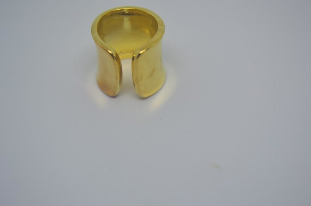 Anel Bateado em ouro 18 K