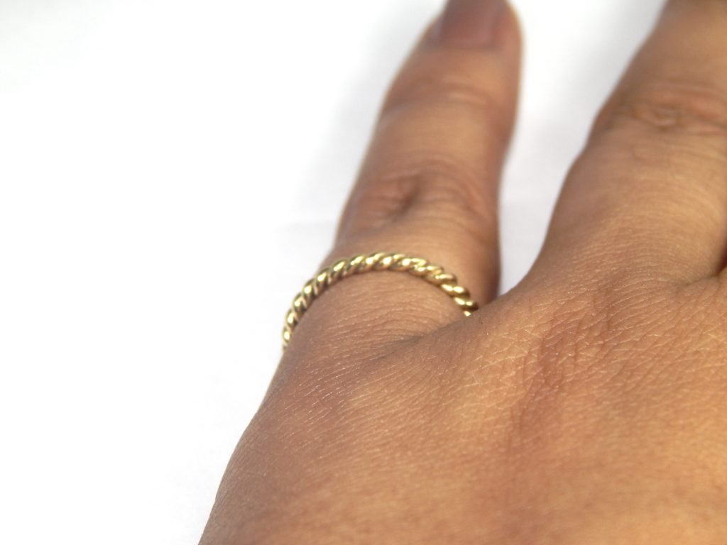 Anel Corda em Ouro 18K