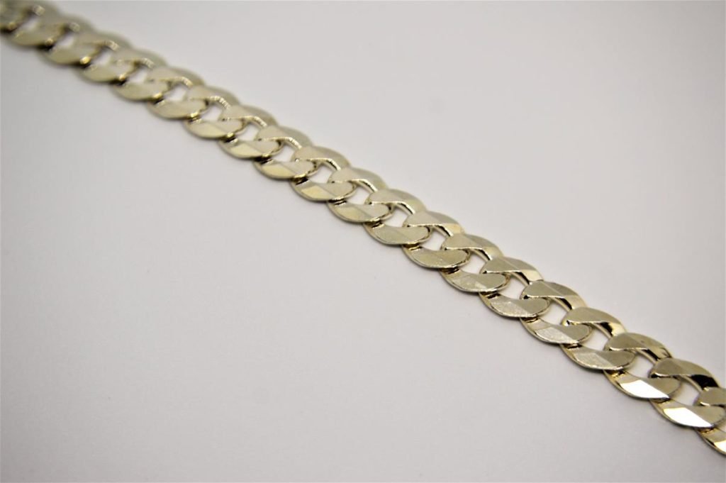 Cordão Groumet em prata de lei