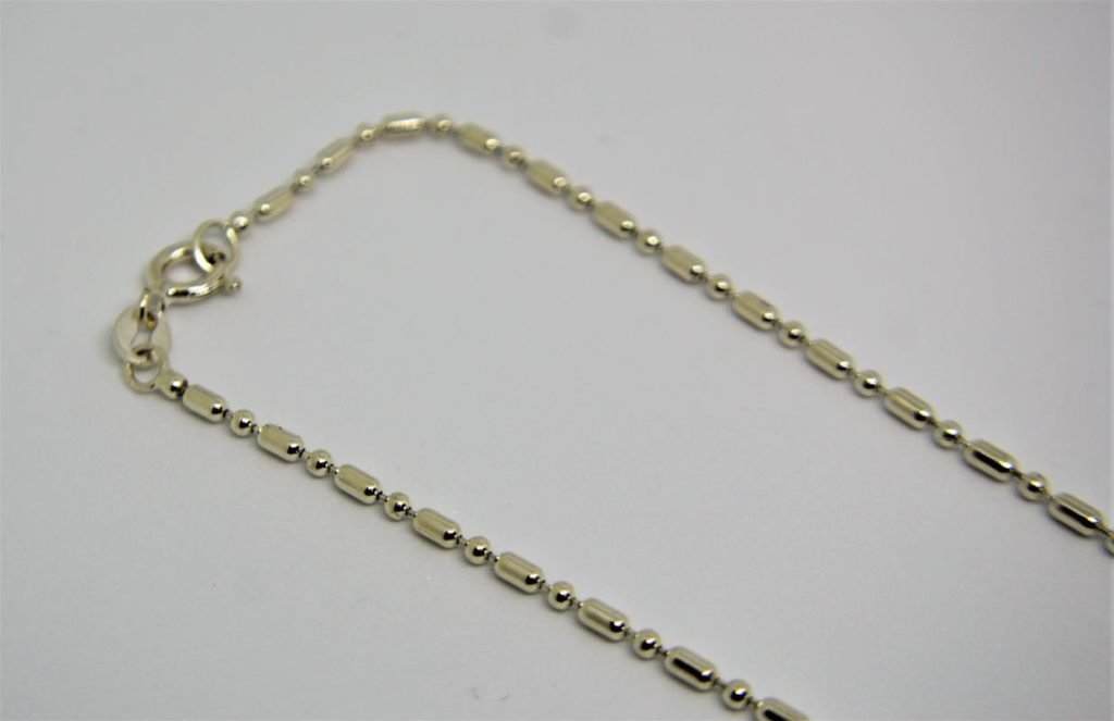 Cordão Bolinhas e cilindros - Estilo Militar