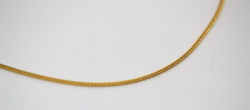 Cordão Groumet ouro 18K fininho