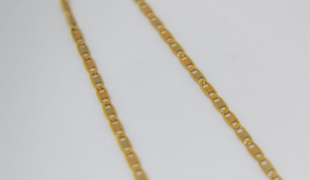 Colar Piastrine "Fita" tricolor