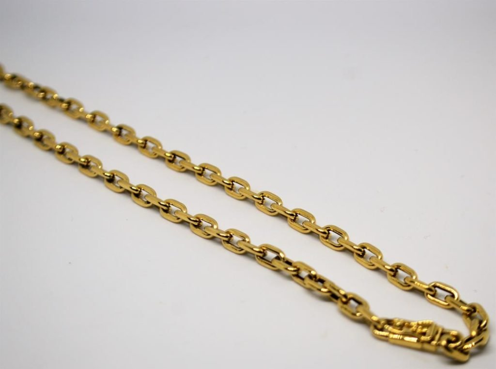 Cordão Cartier em ouro - oco